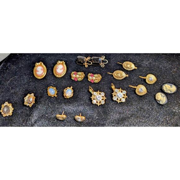 Ten Pair Antique Look Modern Pierced Earring Jewelry Lot - Picture 1 of 14